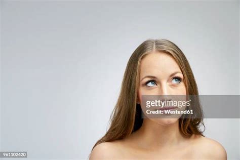 23,650 Young Women No Clothes Stock Photos, High